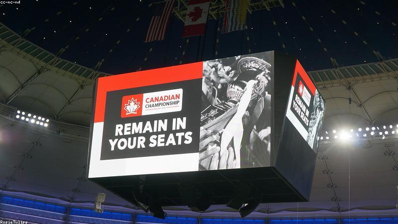球迷嗨翻 BC Place!加拿大主場氣氛沸騰直擊
